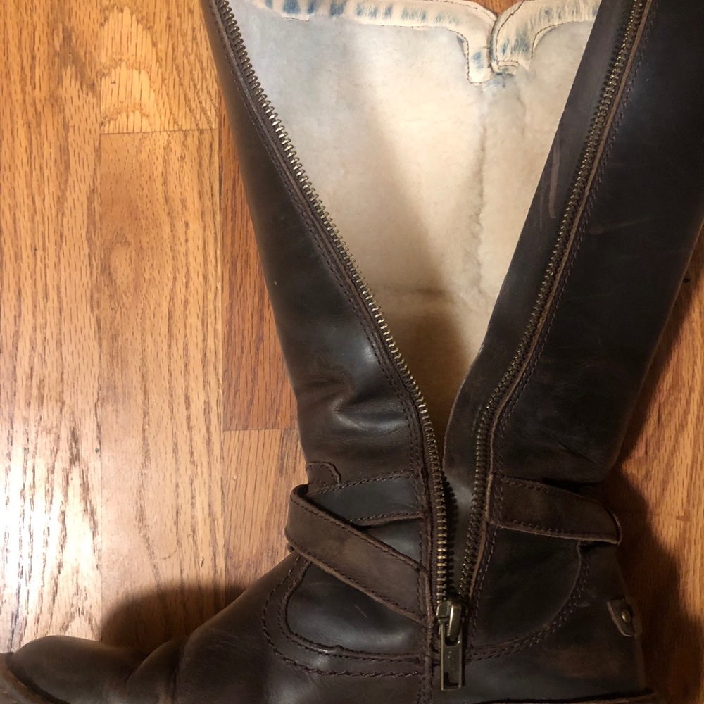 Ugg Rosen Boots - Picture 4 of 8